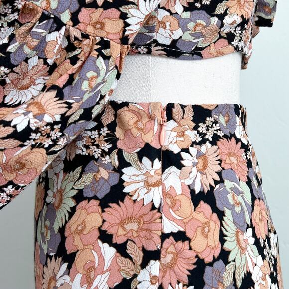 MinkPink Floral Cropped Blouse Midi Skirt Matching Set - Picture 8 of 10